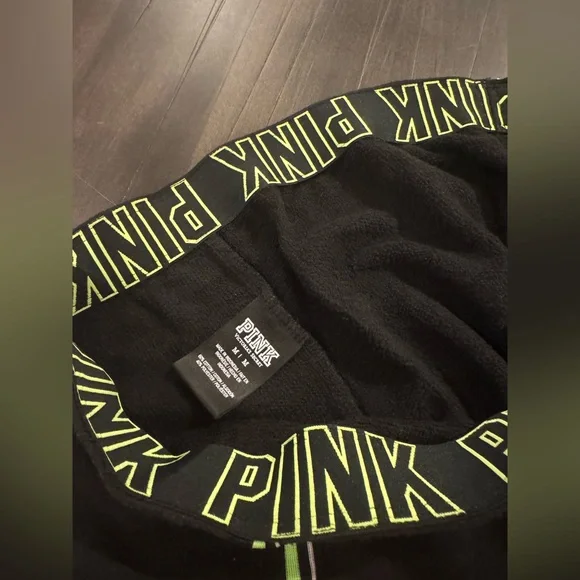 Woman’s size medium pink brand cozy shorts. - Picture 3 of 4